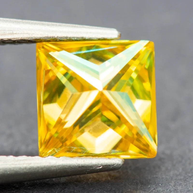 Moissanite Stone Golden Yellow Color Princess Cut VVS1 with GRA Certificate Gemstone Charms Beads Top Jewelry Making Materials
