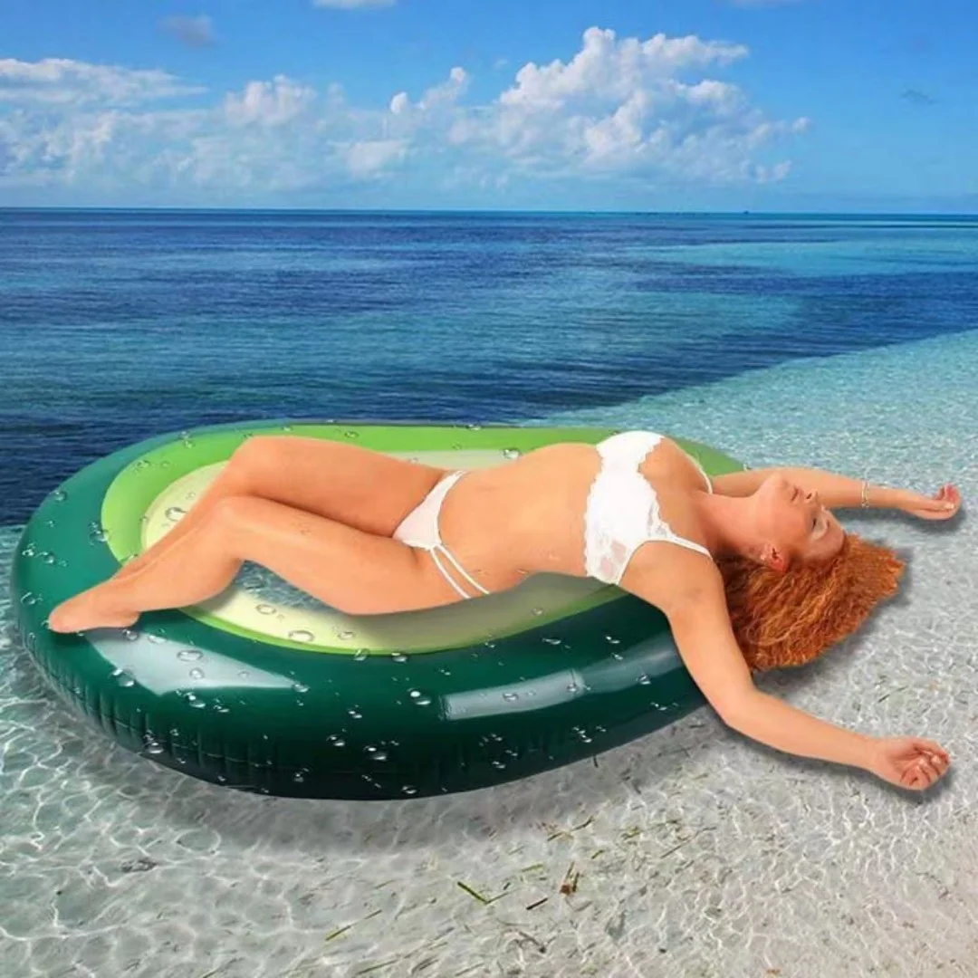 Nieuw waterplezier speelgoed avocado drijvend vlot Zwemring met bal Drijvend rijwaterspeelgoed Drijvend bed voor zomervakantiecadeau