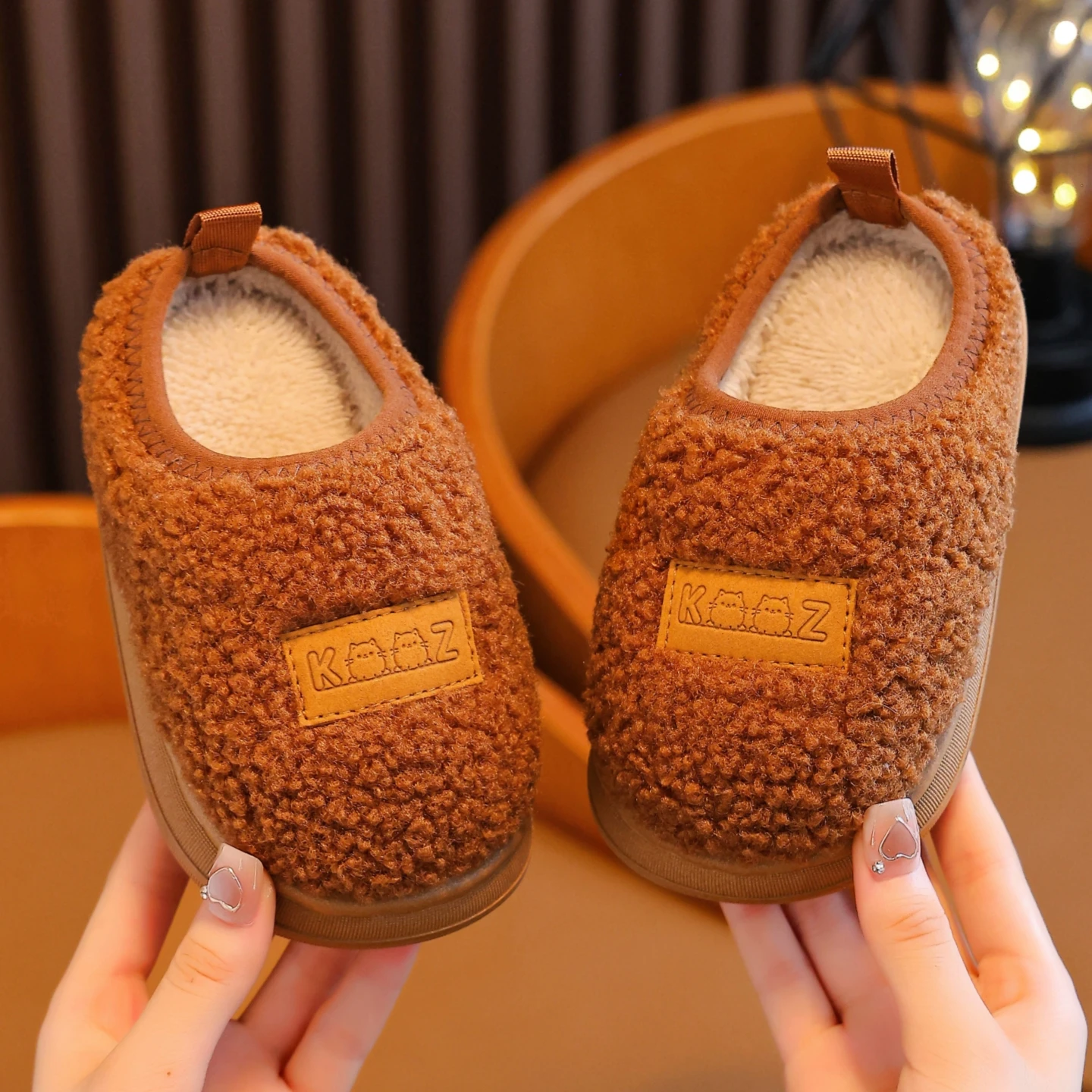 Boys & Girls House Shoes, Kids Students Winter Simple Casual Comfortable Indoor Home Furry Slippers