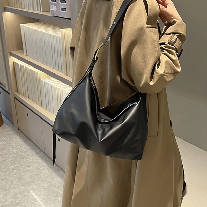 

Retro Women Casual Shoulder Bag Soft PU Leather Winter Handbags Female Travel Large Capacity Crossbody Bag Daily Shopping Tote