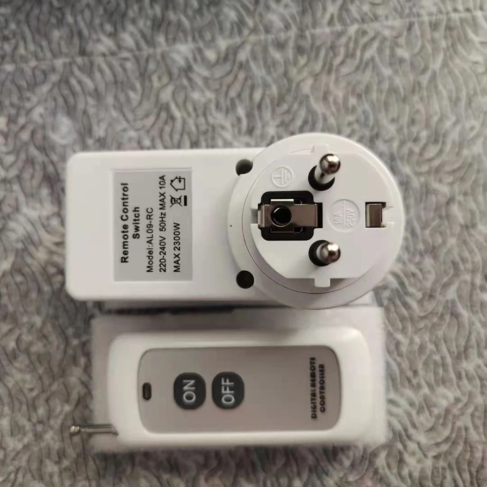 Universal Power Outlet Light Switch Socket Mini Smart EU RF 433mhz Wireless Remote Control For Smart Home