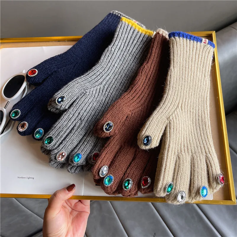 Frauen Winter Warme Gestrickte Volle Finger Handschuhe Solide Wolle Luxus Strass Mädchen Mode Touchscreen Fäustlinge Weibliche Drving – Detail 11