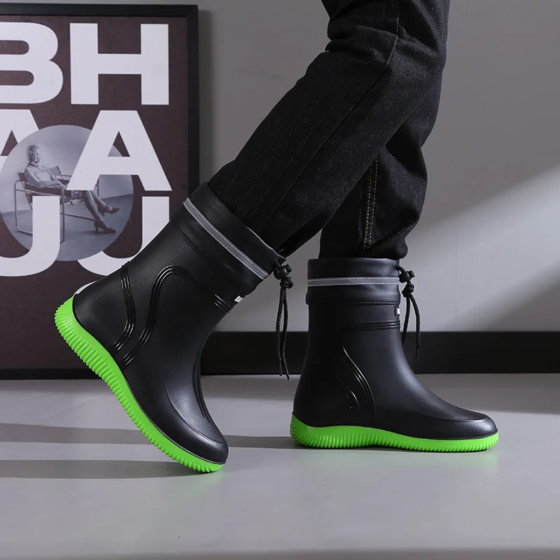 Men's High-End Rain Boots Closed Rainproof Kitchen Waterproof Short Boots for Men MidCalf Non-Slip Car Wash Rubber Boots Men New