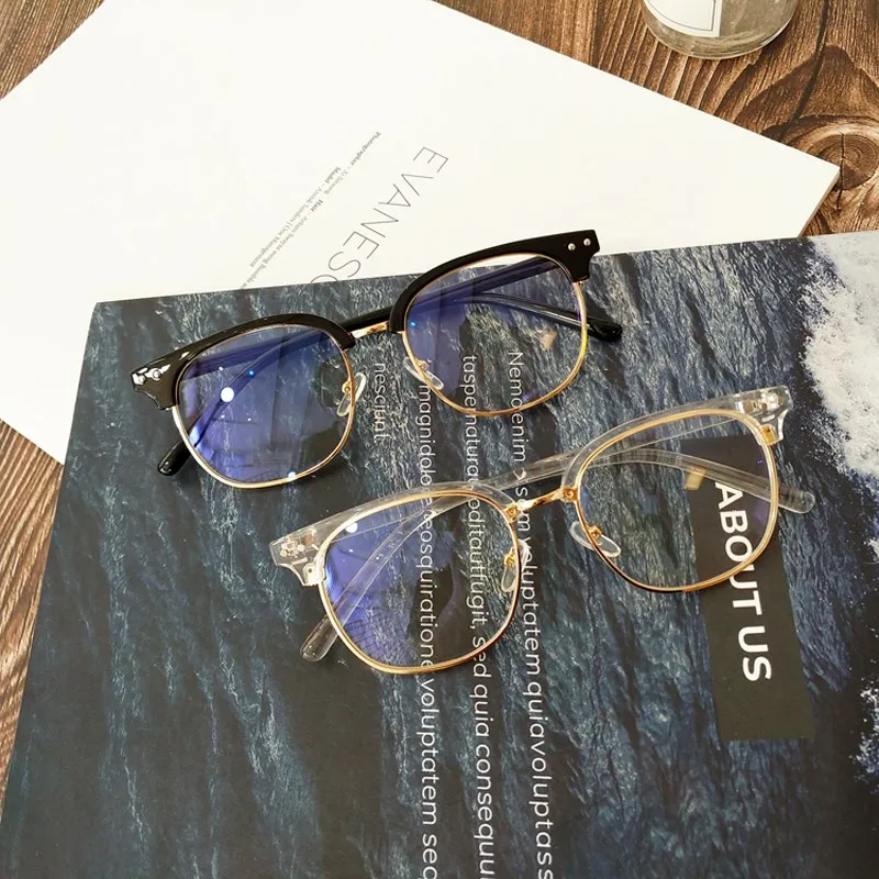gafas-Opticas-cuadradas-con-marco-marron-retro-montura-decorativa-para-rostro-redondo-gafas-de-titanio-para-mujer