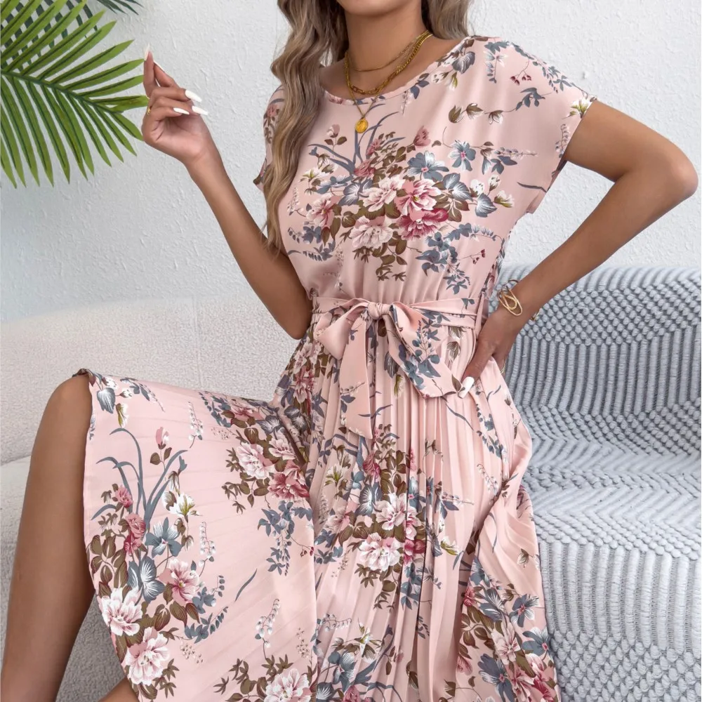 

Новое элегантное летнее длинное платье свободного кроя с принтом в курортном стиле, с круглым вырезом, рукавами-летучая мышь, на шнуровке, плиссированное