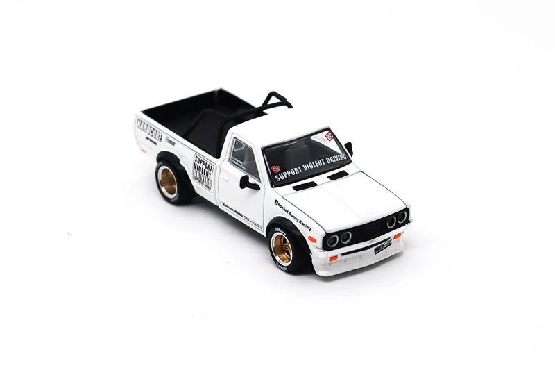 

POP RACE 1:64 PANDEM 620 Diecast Model Car