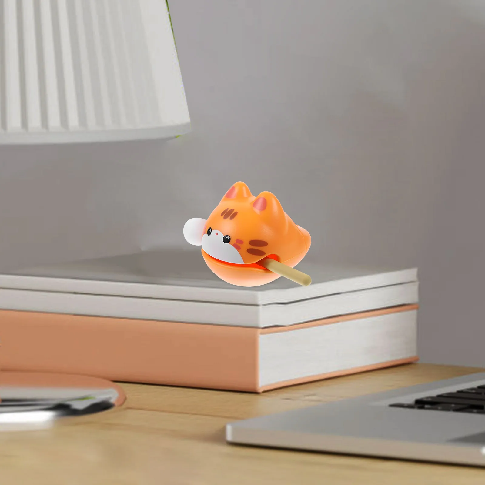 Automatic Small Wooden Fish for Indoor Cats Sensory Handle Castanet Musical Instrument