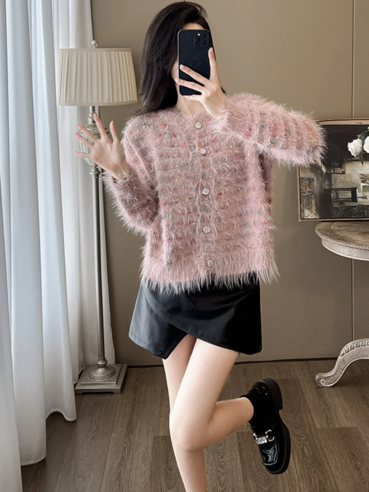 Fashionable Pink Cashmere Knitwear Top Women's Outerwear 2026 Autumn New Light Maturity Quality Small Fragrance Style