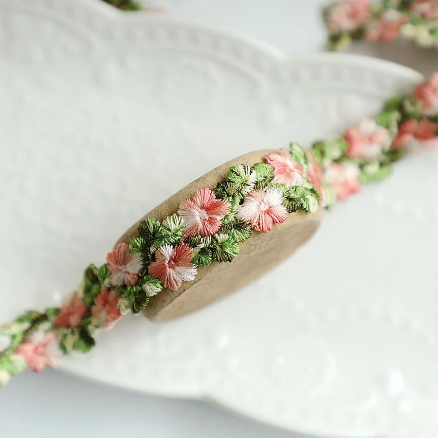 1 Yard bestickte Blumen-Spitzenbesatz, Hochzeitskleid-Bänder, Stoffbesatz, DIY-Handwerk, 2 cm breit – Detail 6