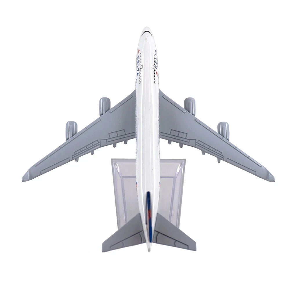 1/400 Aircraft Models Boeing 747 Delta Airlines 16cm Alloy B747 Airplane Toy Children Kids Gift for Collection