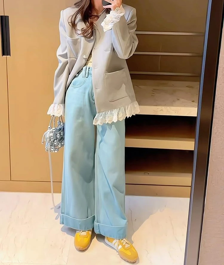 Design lace splicing blazer women's 2026 spring new temperament loose and thin top