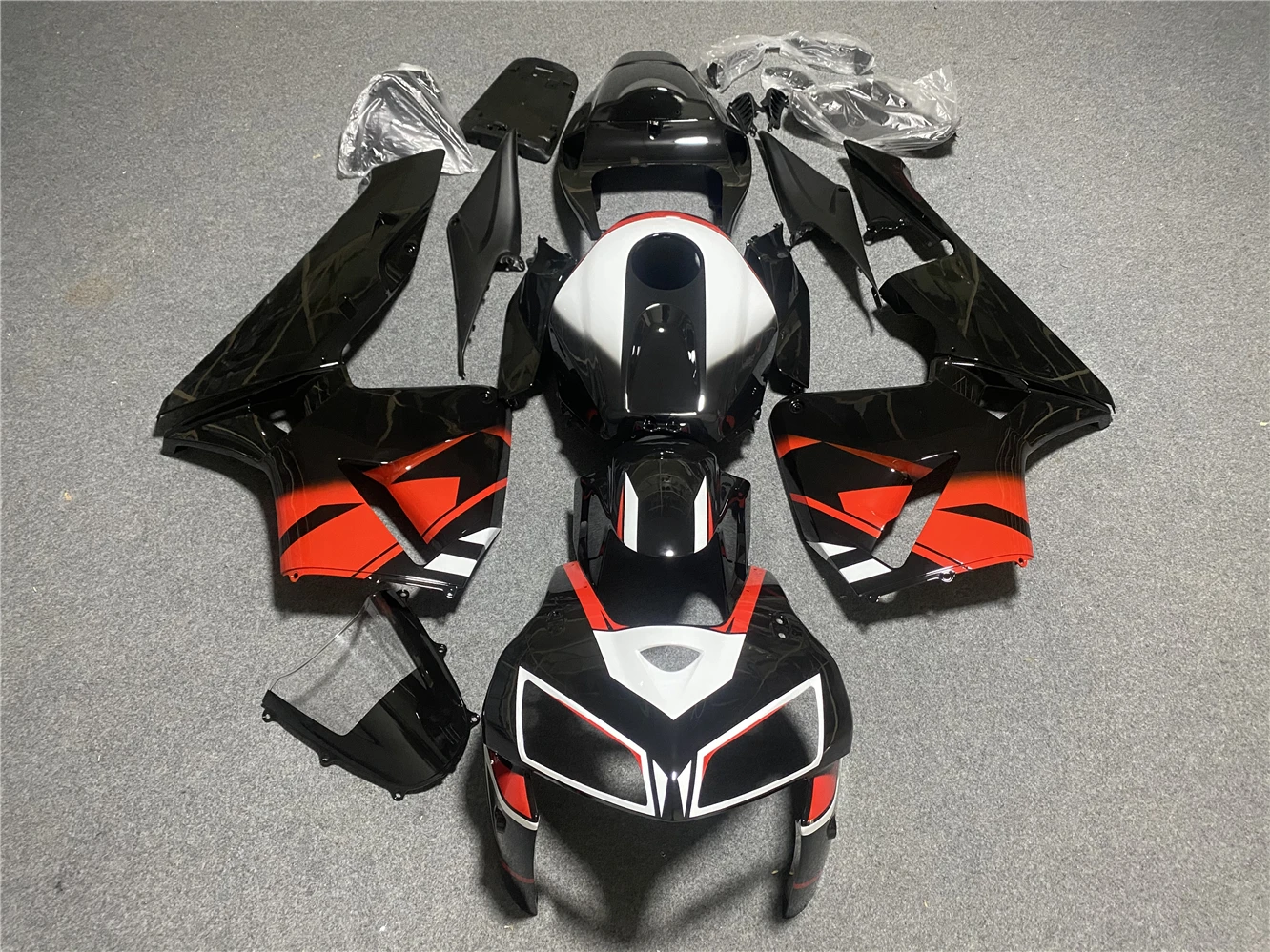 

Motorcycle Fairing Suitable for CBR600RR 2005 2006 CBR600RR 05 06 Fairing Body Red white Black
