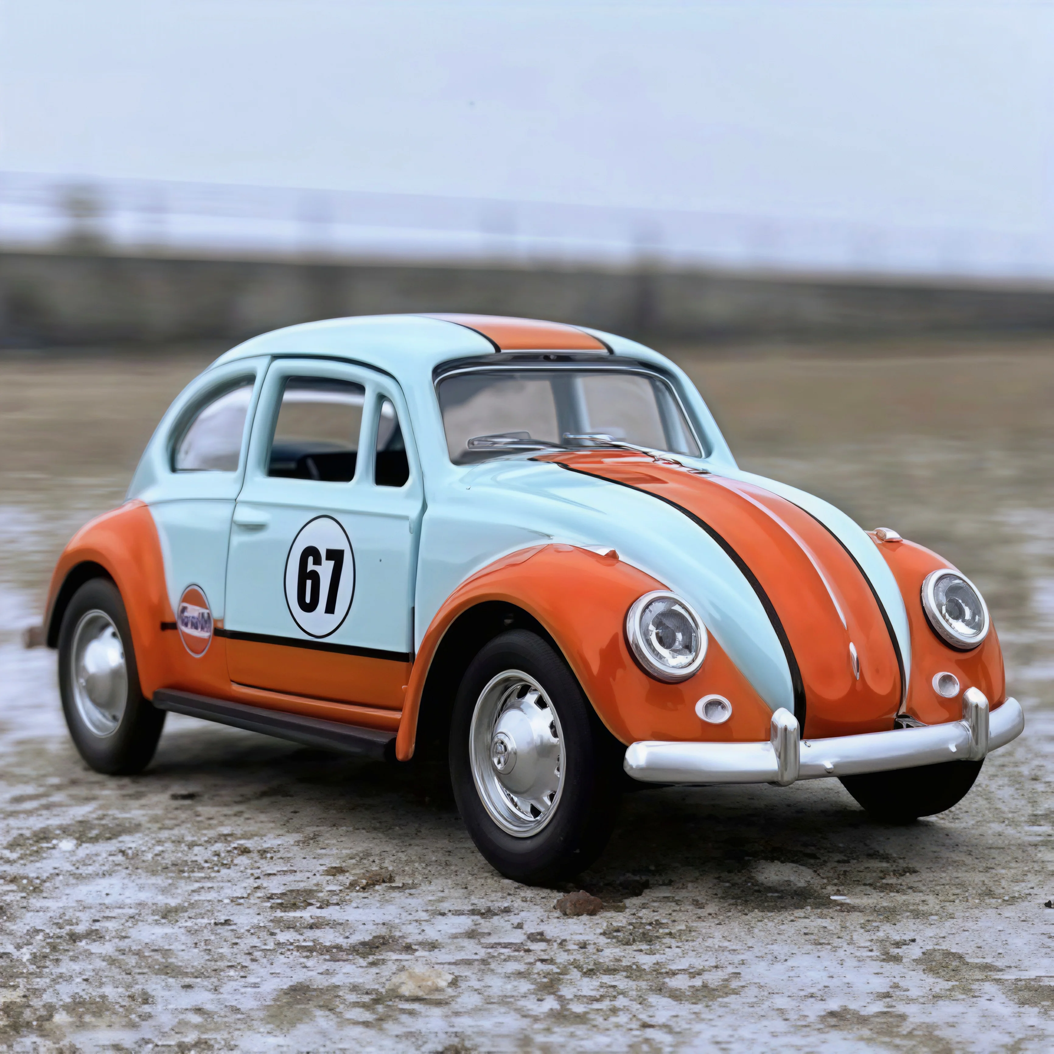 Volkswagen Beetle 1:36, com portas que abrem, motor de fricção, brinquedo colecionável, presente festivo