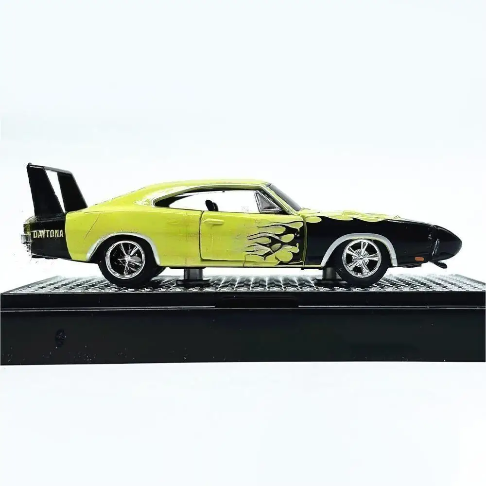 M2 1/64 1969 Dodge Charger Daytona 440 Die-cast alloy car model collection display child gift