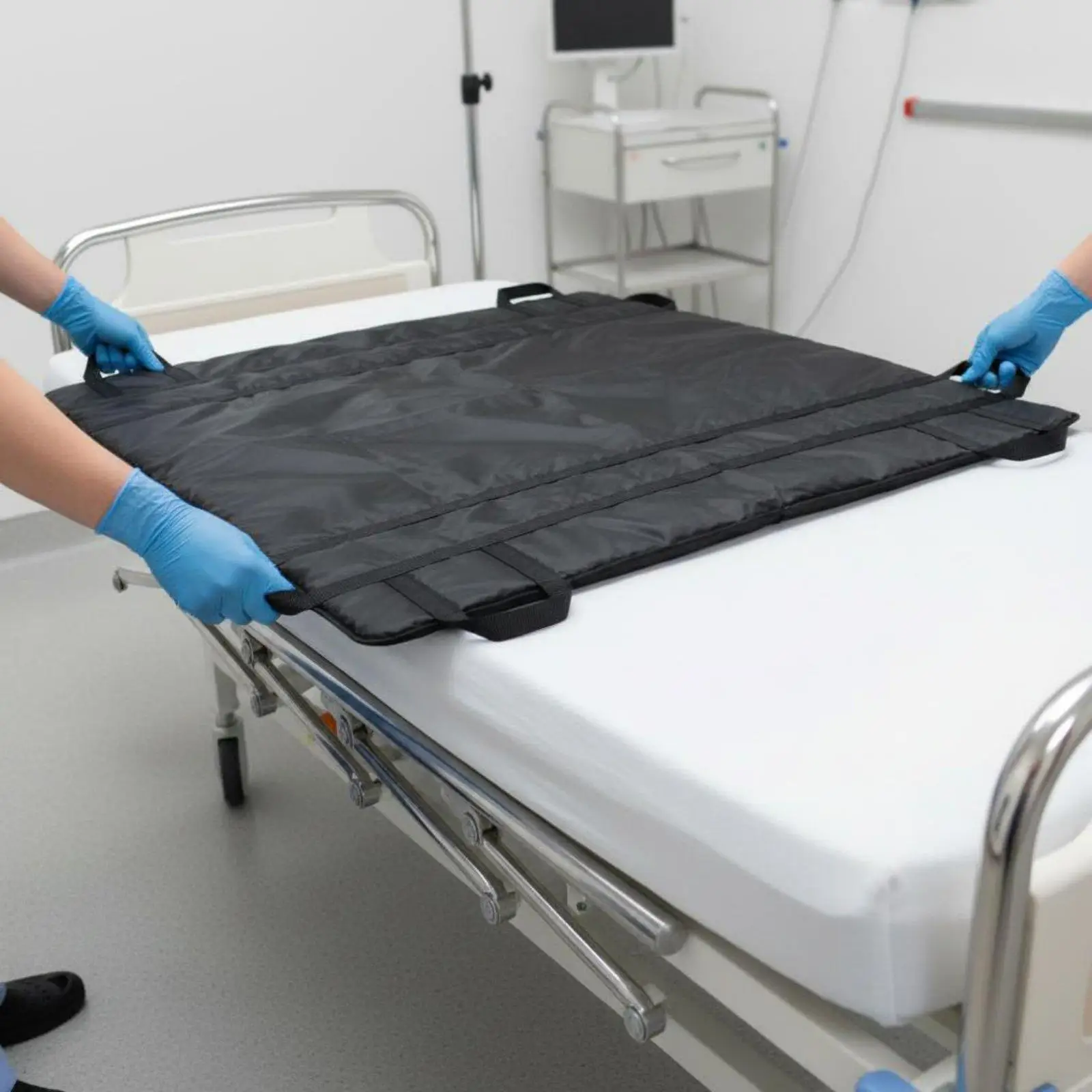 Bed Repositioning Belt for Elderly Patient Lifting Sheet with Multiple Handles for Caregiver Turning Assistance Oxford Nylon