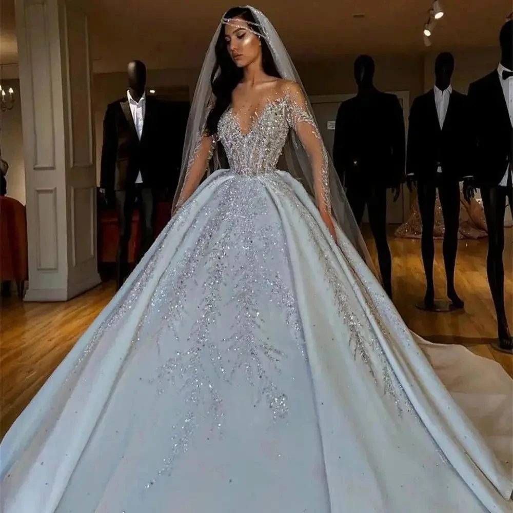 Celebrity Arabian Ball Dress and Strip Beaded Sequin Wedding Dress Bridal Gown Backless Luxurious Sparkling Plus Size Dubai