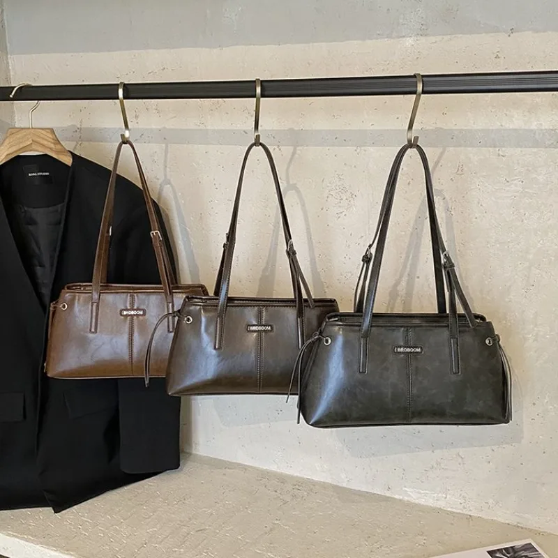 

Elegant Leather Classic Designer Paris Fashion Large Capacity Diaper Bag For Women Best Superstar Show Versatile Carryall