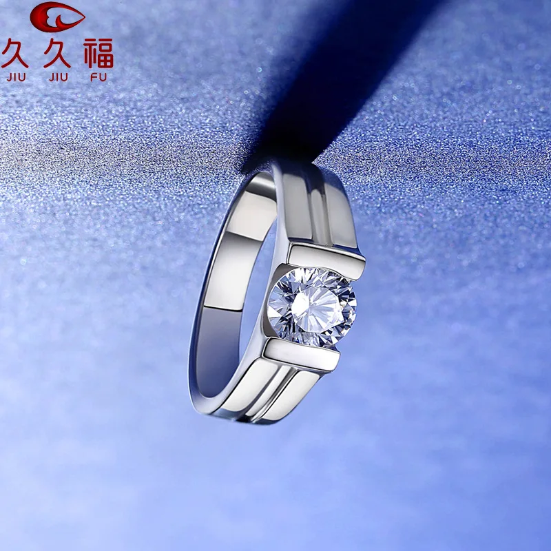 Stylish Smooth Band Bull Head Ring for Men, PT950 Platinum Inlaid 1 Carat Moissanite, suit leisure and business scenes.