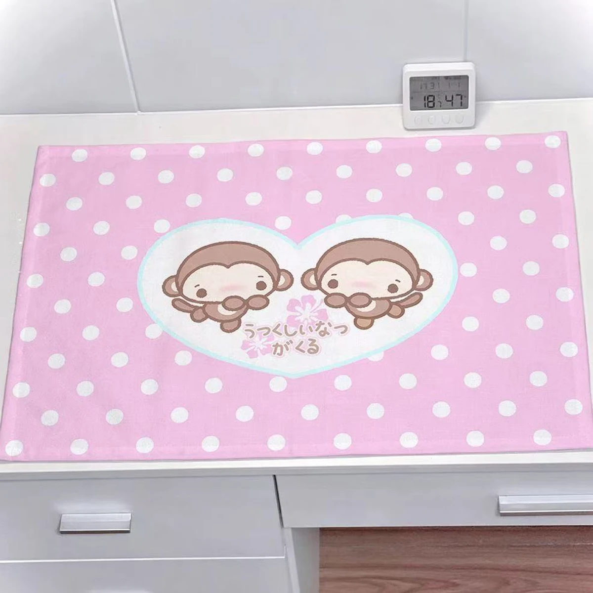 Retro Niedliche Affen-Tischdecke für Wohnheim Schlafzimmer Cartoon Polka Dot Handgemachte Dekoration Tischunterlage Staubdichte Tischdecke – Detail 6