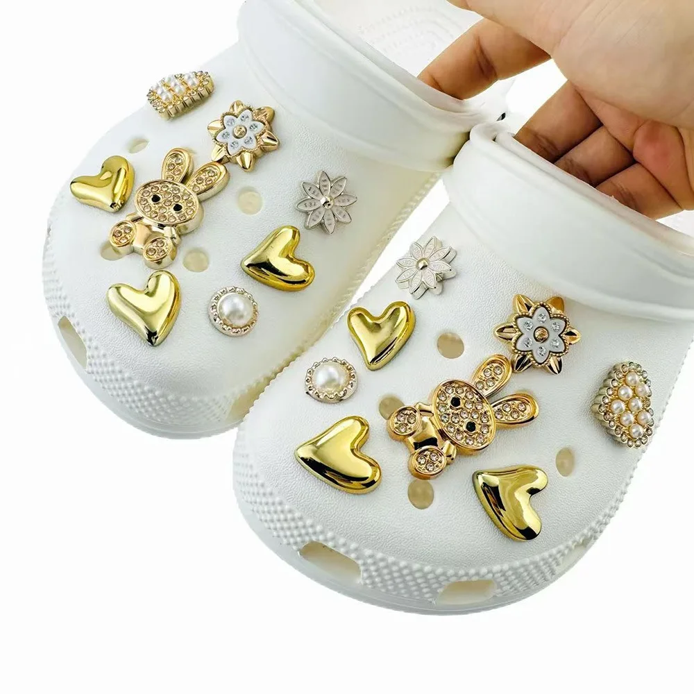16PCS Fashion Shoe Charms Set Accessories for Sandals Clogs Shoe Buckle Rabbit Diamond Heart Shaped DIY Shoes Decorations Gift