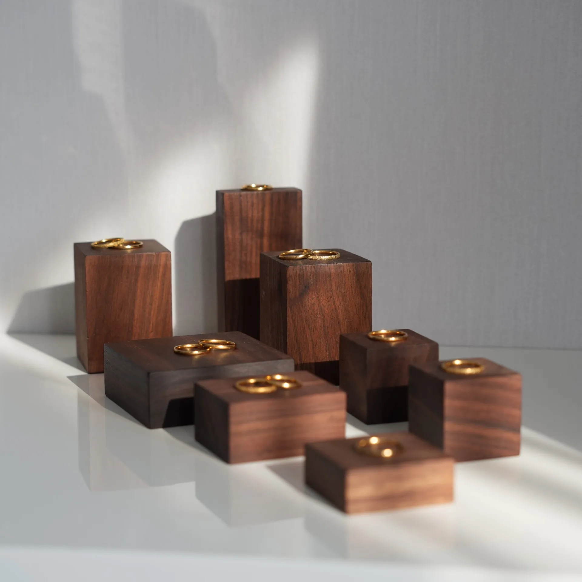 Walnut Square Stud Earrings Stand Ring Holder Jewelry Display Storage Shooting Props Earrings Display Rack