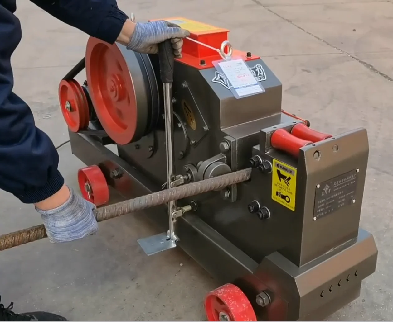 

Factory Direct From The Source Cutting Diameter 4-35mm Reinforcement Steel Bar Cutting Machine Iron Rebar Cutter Machine