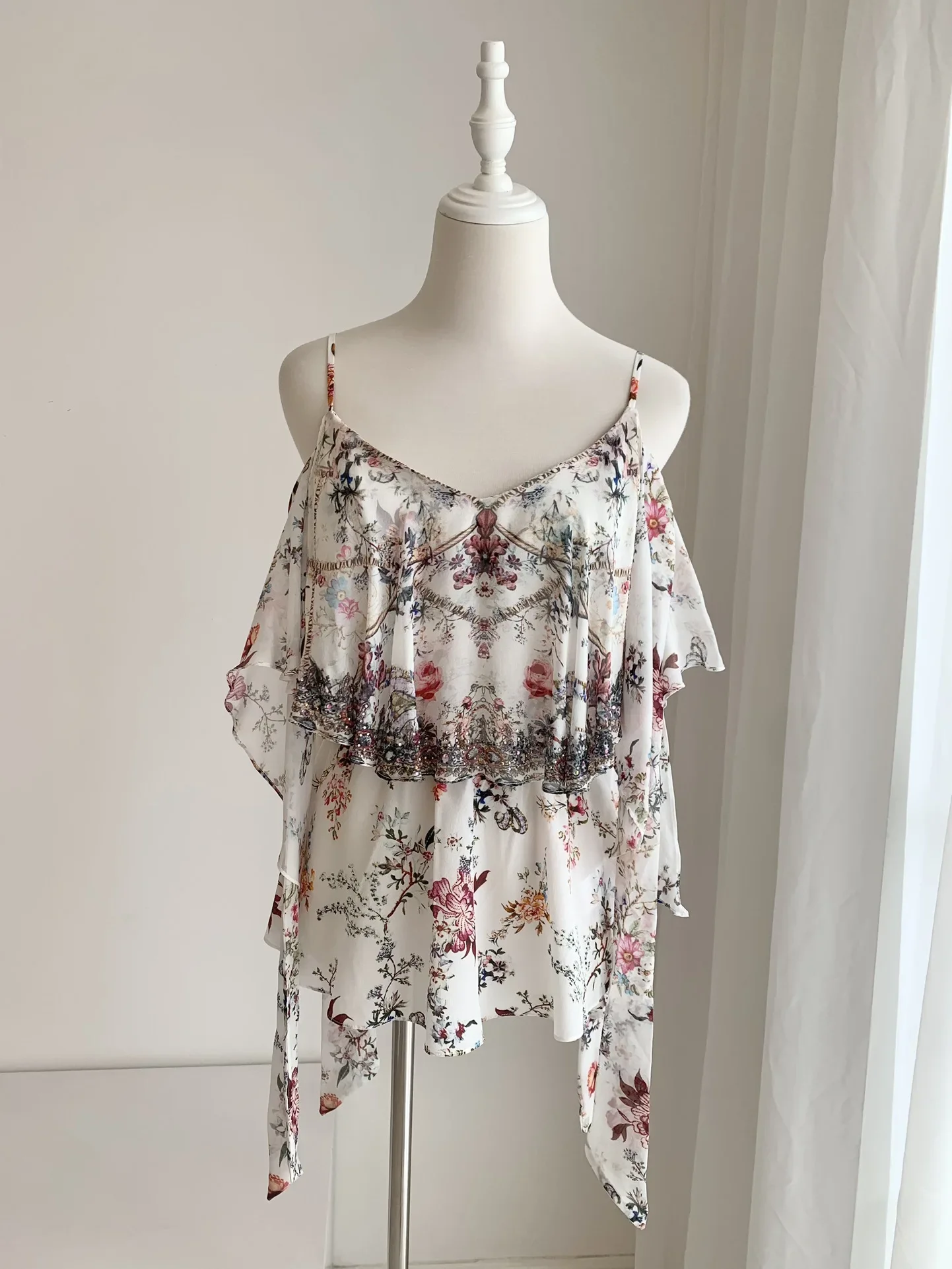 

Women Off Shoulder Blouse Floral Printed Flying Sleeve V-Neck Sexy 100% Silk Shirt