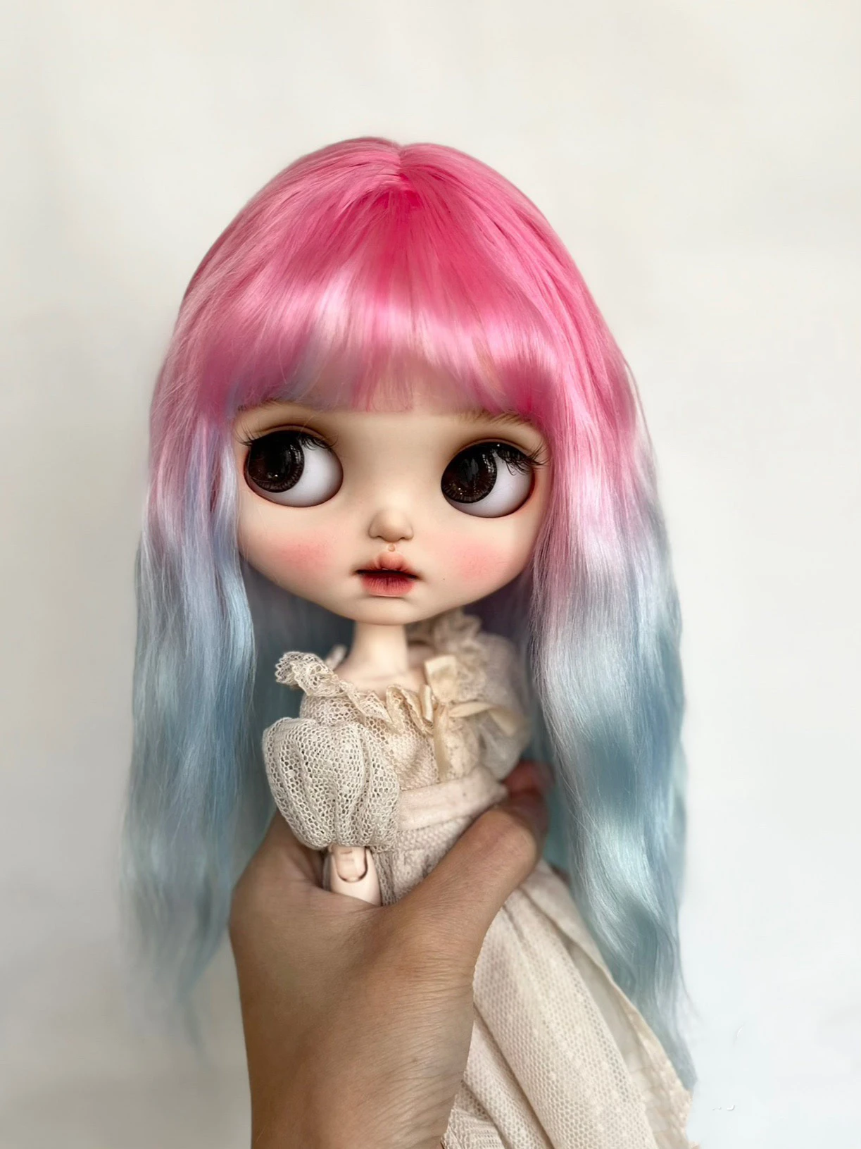 Dula Doll Wigs for Blythe Qbaby Red and blue gradient argent Mohair Microvolumes curls 9-10 inch head circumstance