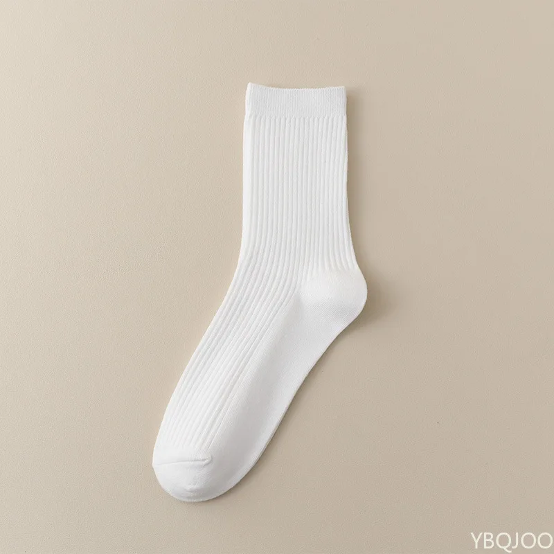 5 أزواج من الجوارب الرجالية المصنوعة من القطن الخالص للخريف ذات الأنبوب المتوسط بإبرة مزدوجة ماصة للعرق ومضادة للبكتيريا جوارب قطنية رياضية