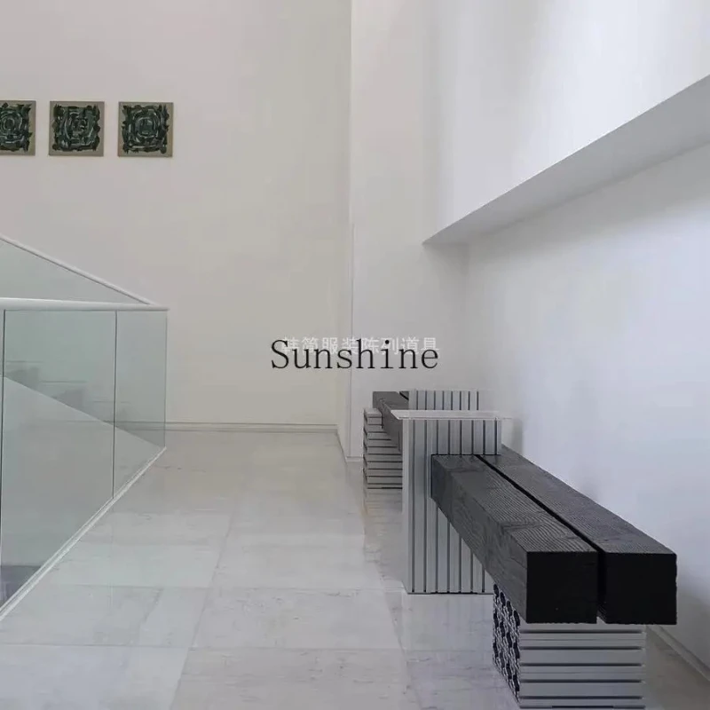 

Clothing store display stand Solid wood water table Jewelry display Black aluminum customization