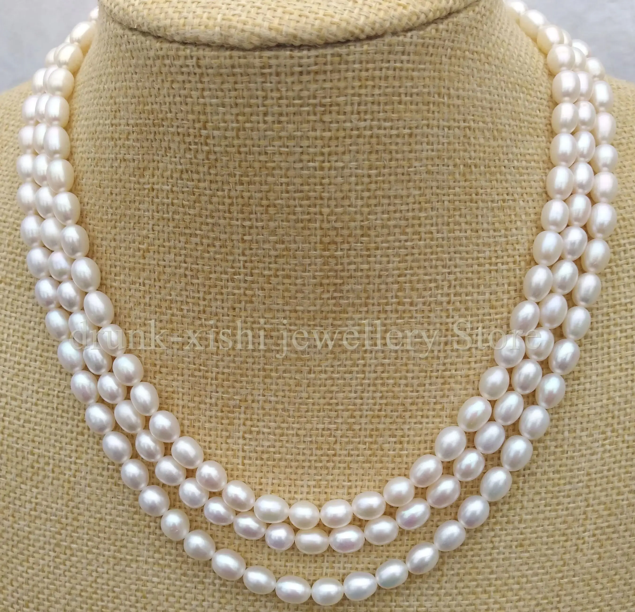 

Popular Excellent Triple Strands AAA 5-6mm Natural South Sea Rice White Pearl Choker Necklace Suitable For Any Occasion