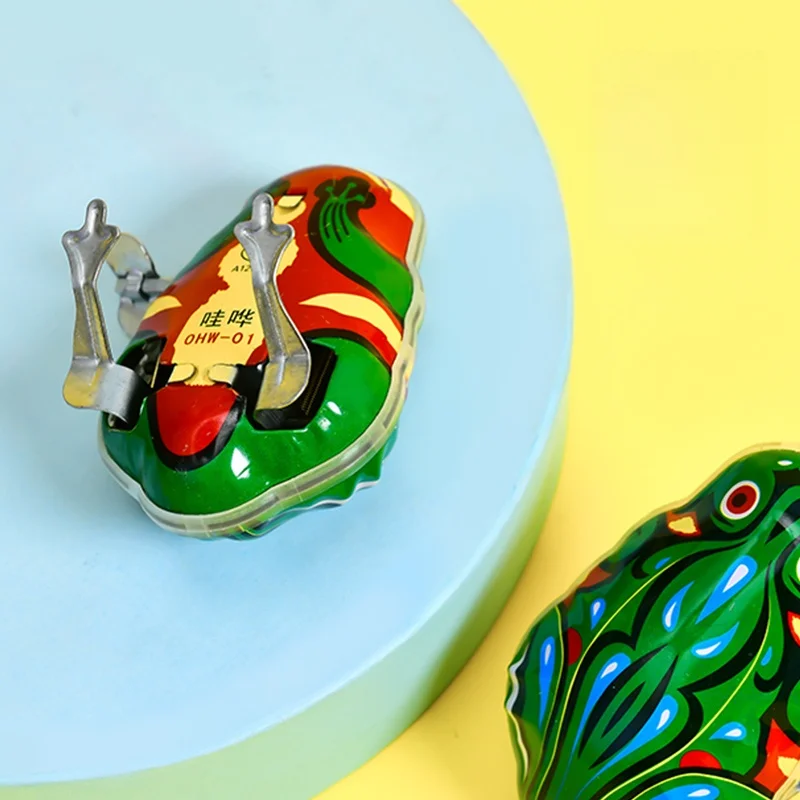 클래식 틴 시계 장난감 점핑 개구리 어린이 빈티지 장난감 소년 교육용 아기 클래식 장난감 윈드업 장난감