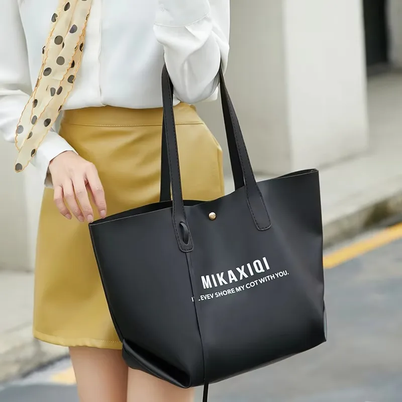 

TRAVEASY Brand 2024 New Shoulder Bag Letter Contrast Handbag Shopping Bag Casual Simple Underarm Bag Female Purses Handbags