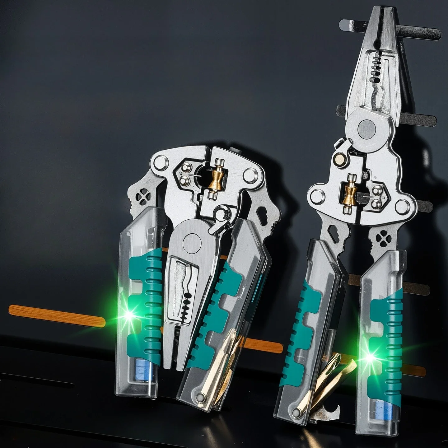 

Новый тип утолщенных многофункциональных плоскогубцев для резки проволоки и складных плоскогубцев для зачистки проводов с электрической ручкой