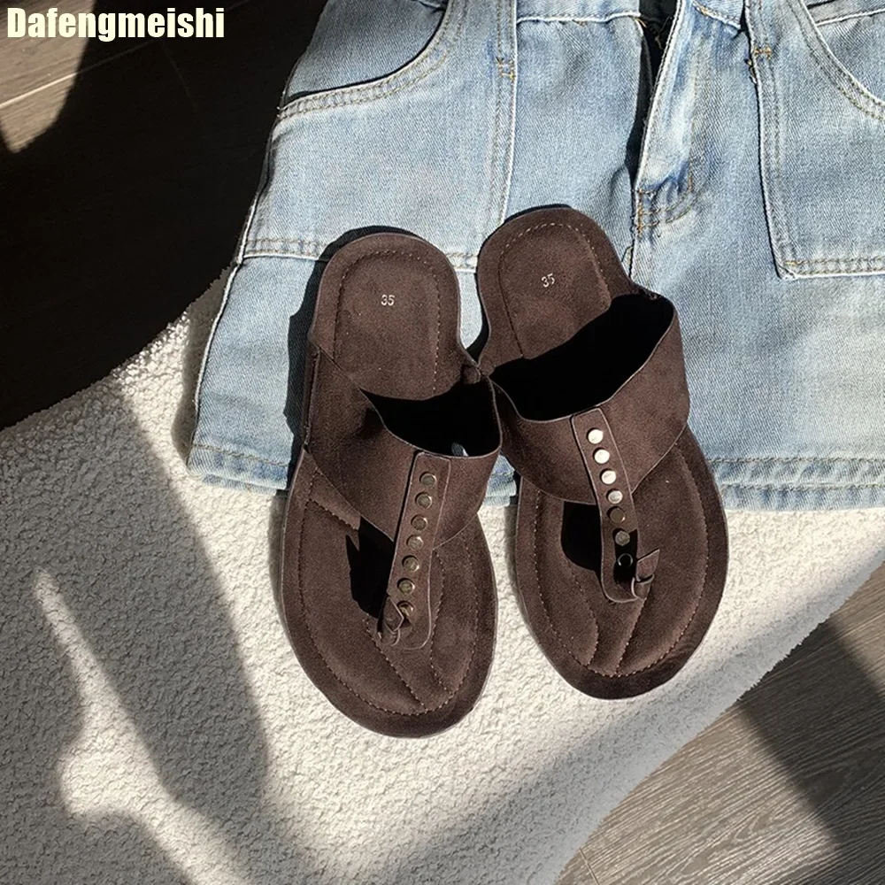2026 Spring Summer New British Style Flip Flops Women Rivet Casual Flat Half-Slip French Sandals Fashion Slip On Flats Slides