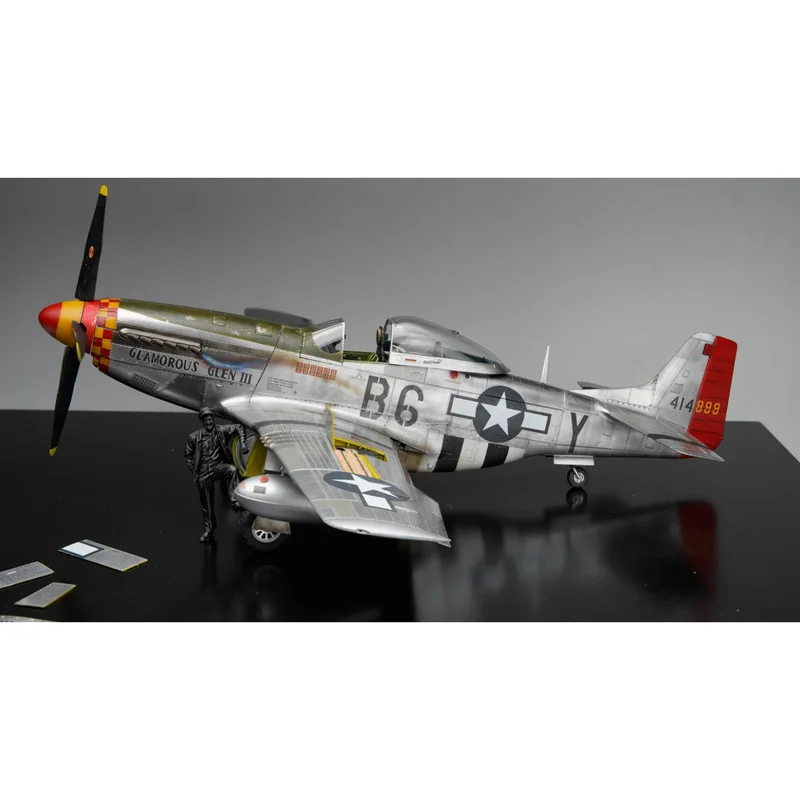 Border 1/35 Scale BF-015 North American P-51D Mustang Full Interior Fighter Aircraft Model Kit w/Dynamic Add-on Pack