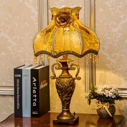 American Style Villa Retro Decorative Table Lamp European Style Fabric Lamp Luxury Study Living Room Bedroom Bedside Table Lamp