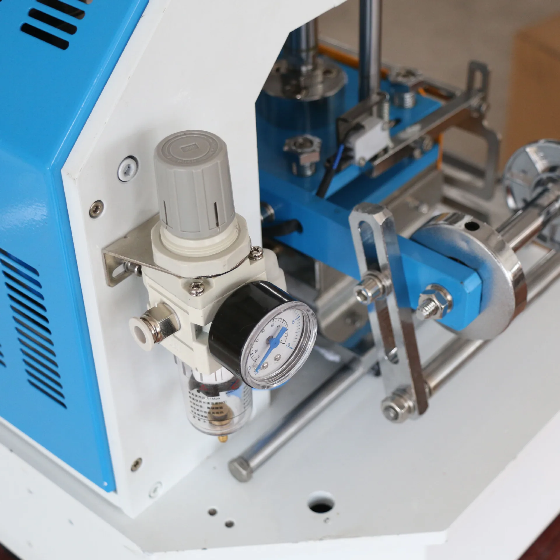 ZY-819E Automatic Stamping Machine,leather LOGO Creasing machine,pressure words machine,LOGO stampler,name card stamping machine