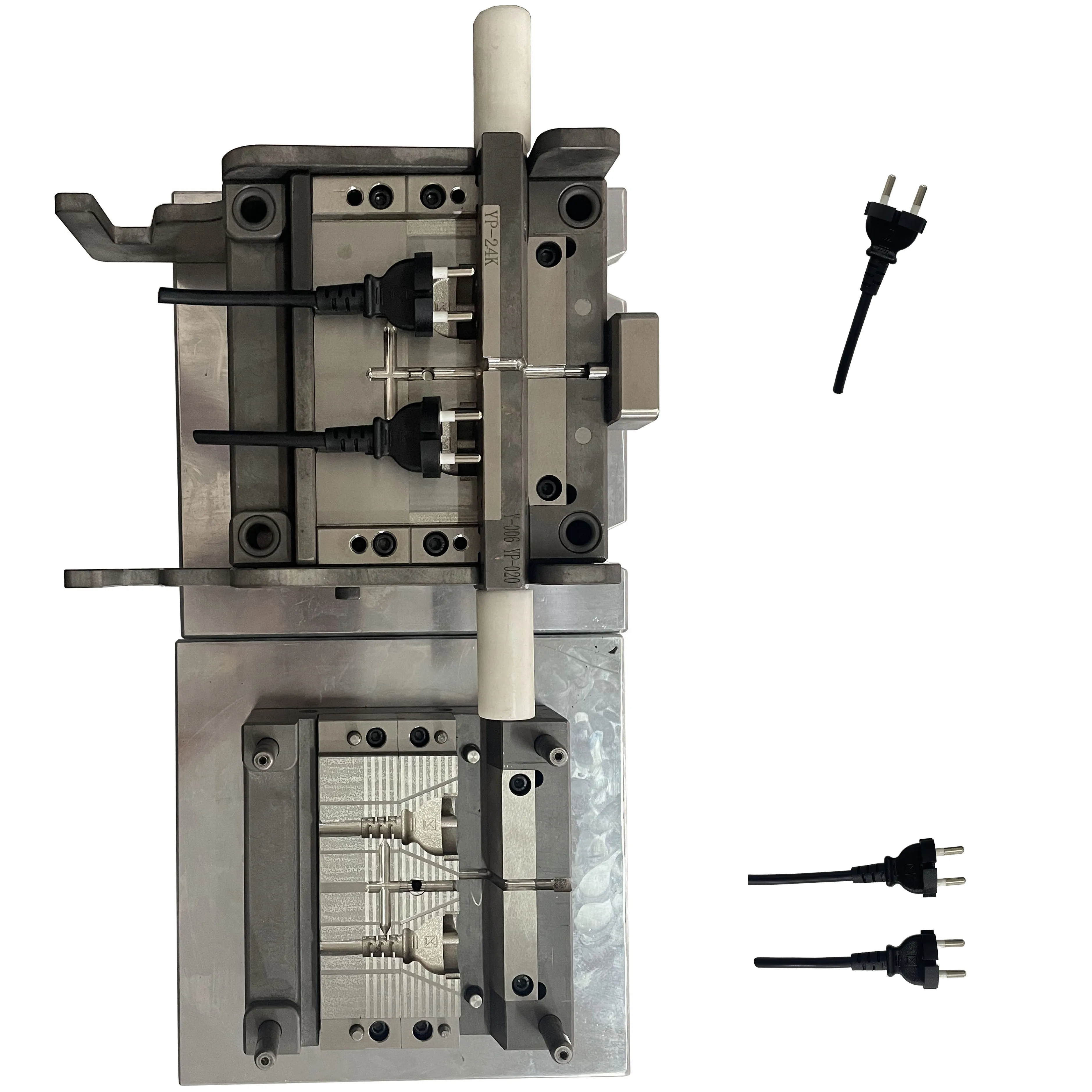 

European standard AC power cord tool plug mould made of plastic and steel for cold runners of household products and machinery
