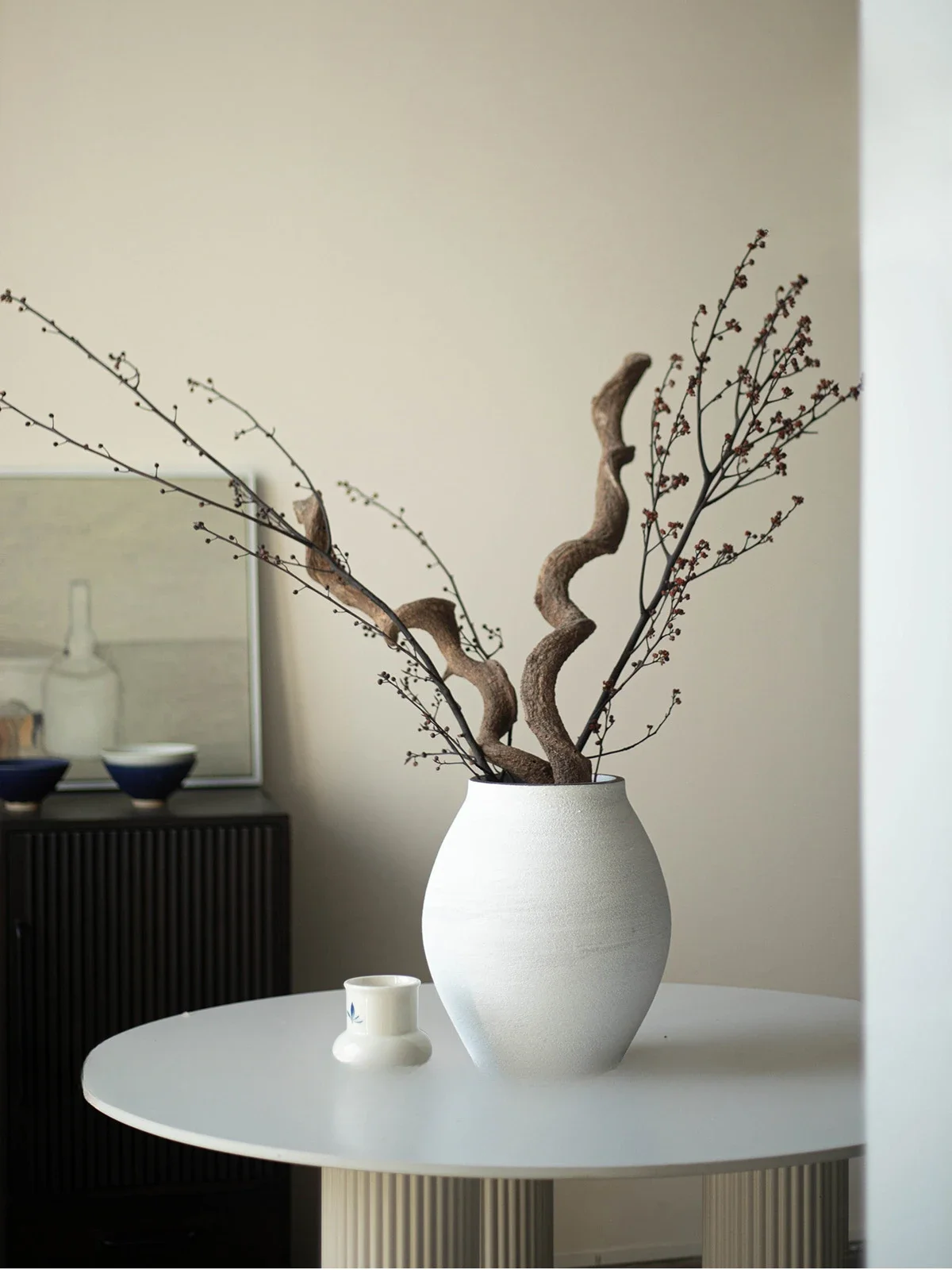 The product can be customized.Modern minimalist white retro coarse pottery flower arrangement ceramics advanced sense
