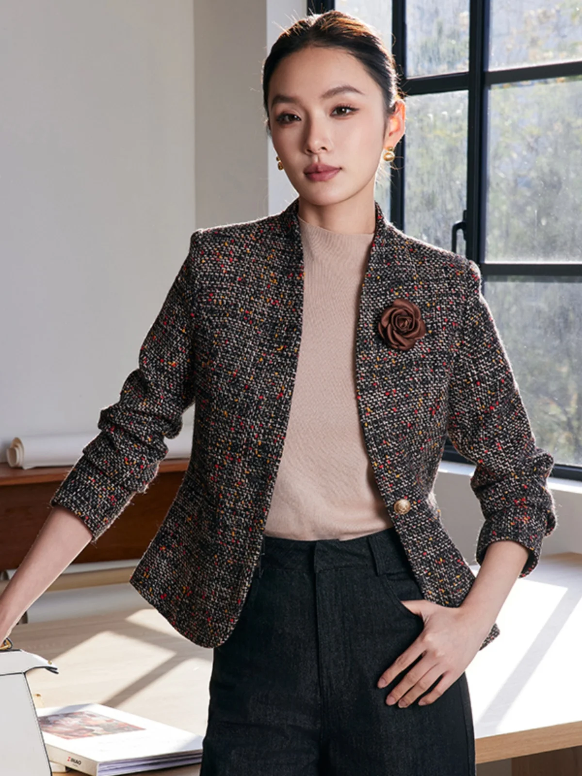 

Autumn Winter Women's V-Neck Short Sleeveless Thickened OL Style Suit Jacket Simple Dry Cleaned Versatile Long Sleeve Short Coat