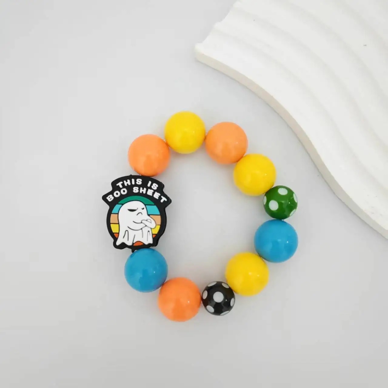 

Kids Colorful Bead With This Is Boo Sheet Charm Bracelet for Women Handmade Fashion New Design Bangle Jewelry Halloween