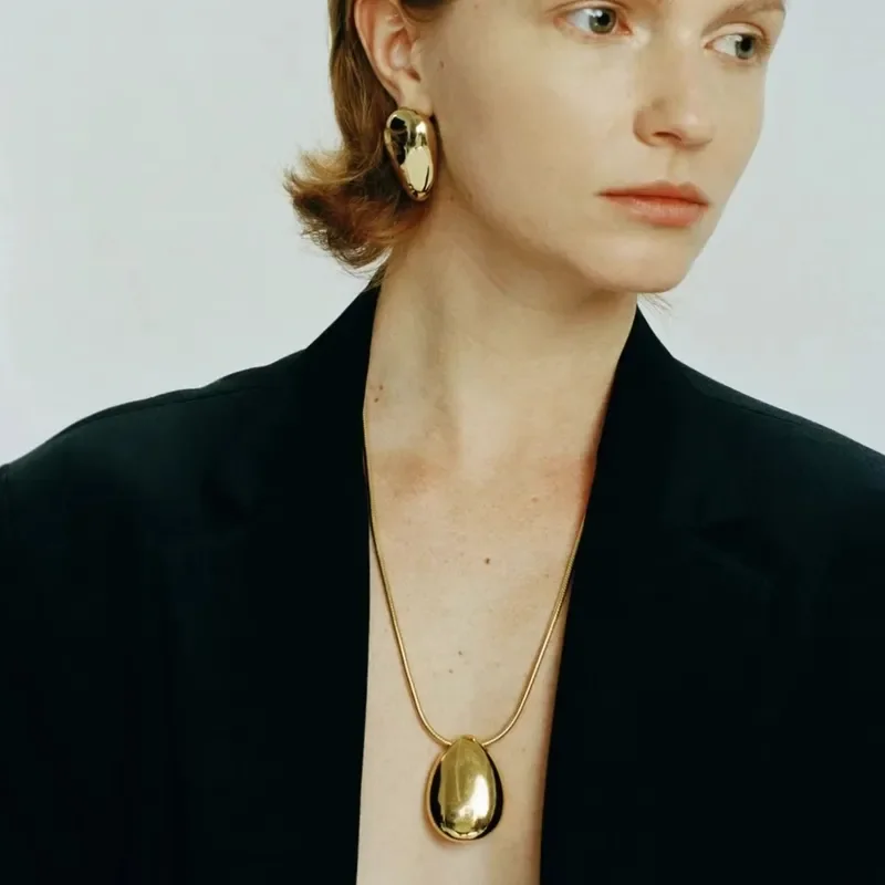 2024 spring and summer necklace European and American oval water drop shape simple light luxury design heavy industry metal