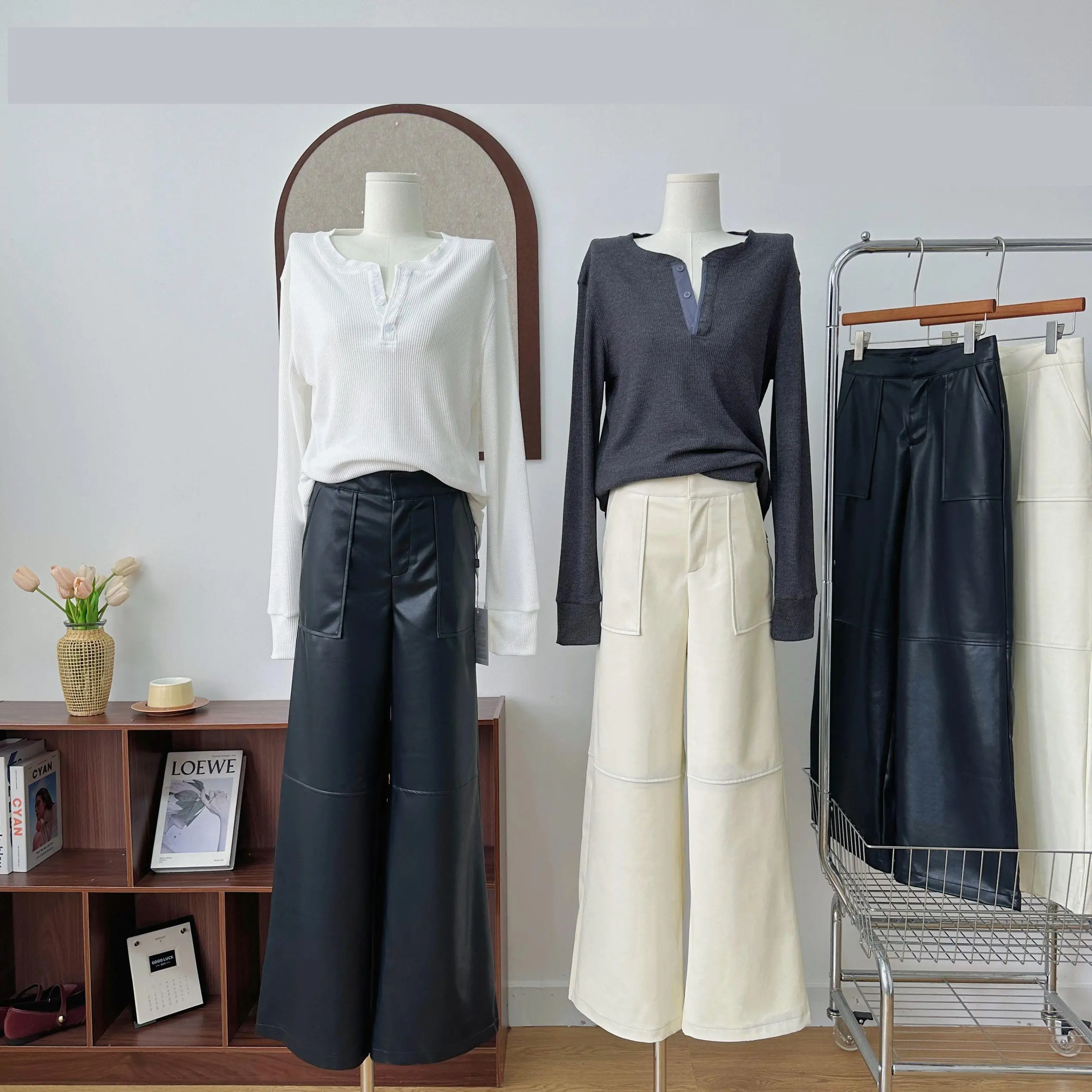 

Women's Autumn Winter High Waist Pu Leather Wide Leg Pants Lady Streetwear Straight Loose Full Length Faux Leather Pants