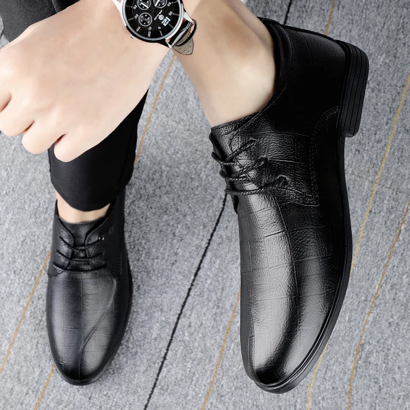 Fashion Men Shoes Formal Genuine Leather Shoes Lace Up Anti-slip Wearable Oxfords Men Wedding Party Office Business Casual Shoes