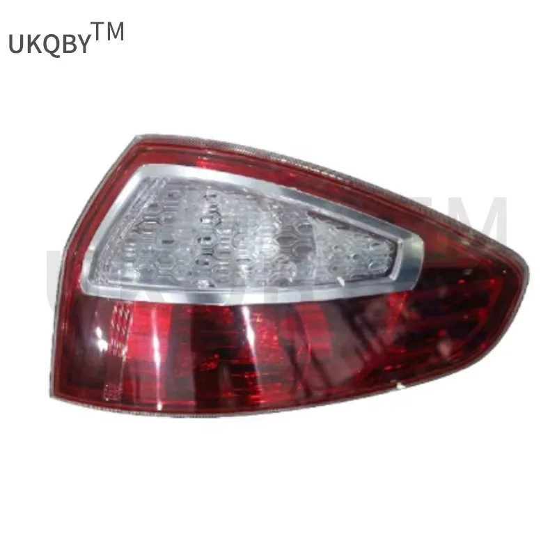 

Подходит для Ca rn iv al 09-12, 3-х коробок, внешний фонарь R DK4351150A