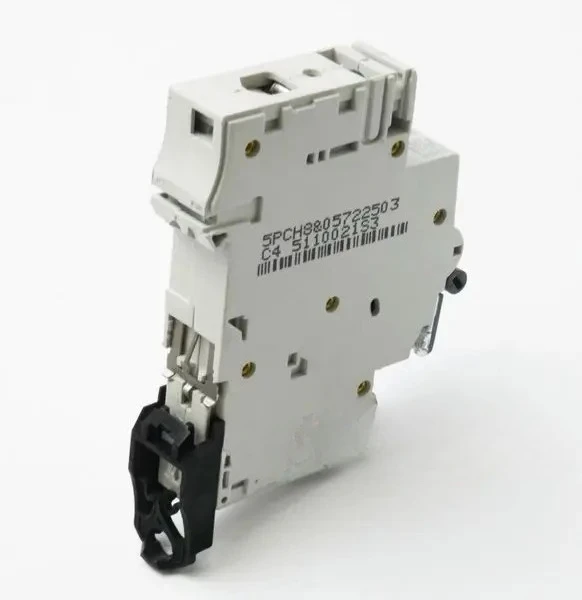 

Elfa EP61 C4 Leitungsschutzschalter -_5ae21ada