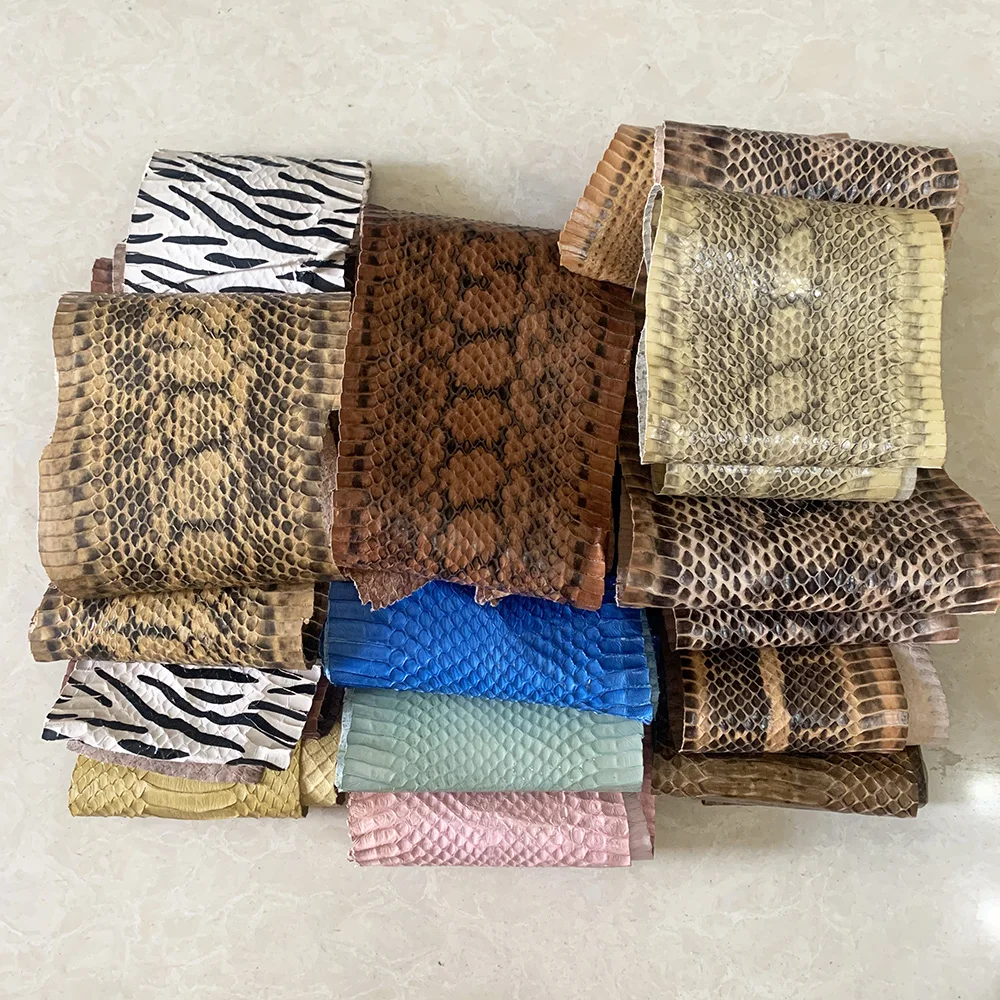 

Новинка 2023 года, большой размер, красочная кожаная змеиная кожа с принтом из змеиной кожи для чехла для телефона, ремешок для часов «сделай сам», кожаная материал ручной работы