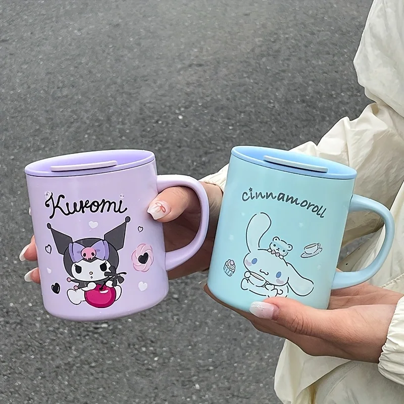 Kuromi Edelstahl-Milchbecher 300ml, mit Deckel und Griff, wärmeisolierender Teebecher, Inneneinsatz mit Skala, verbrühungssicherer Kaffeebecher.