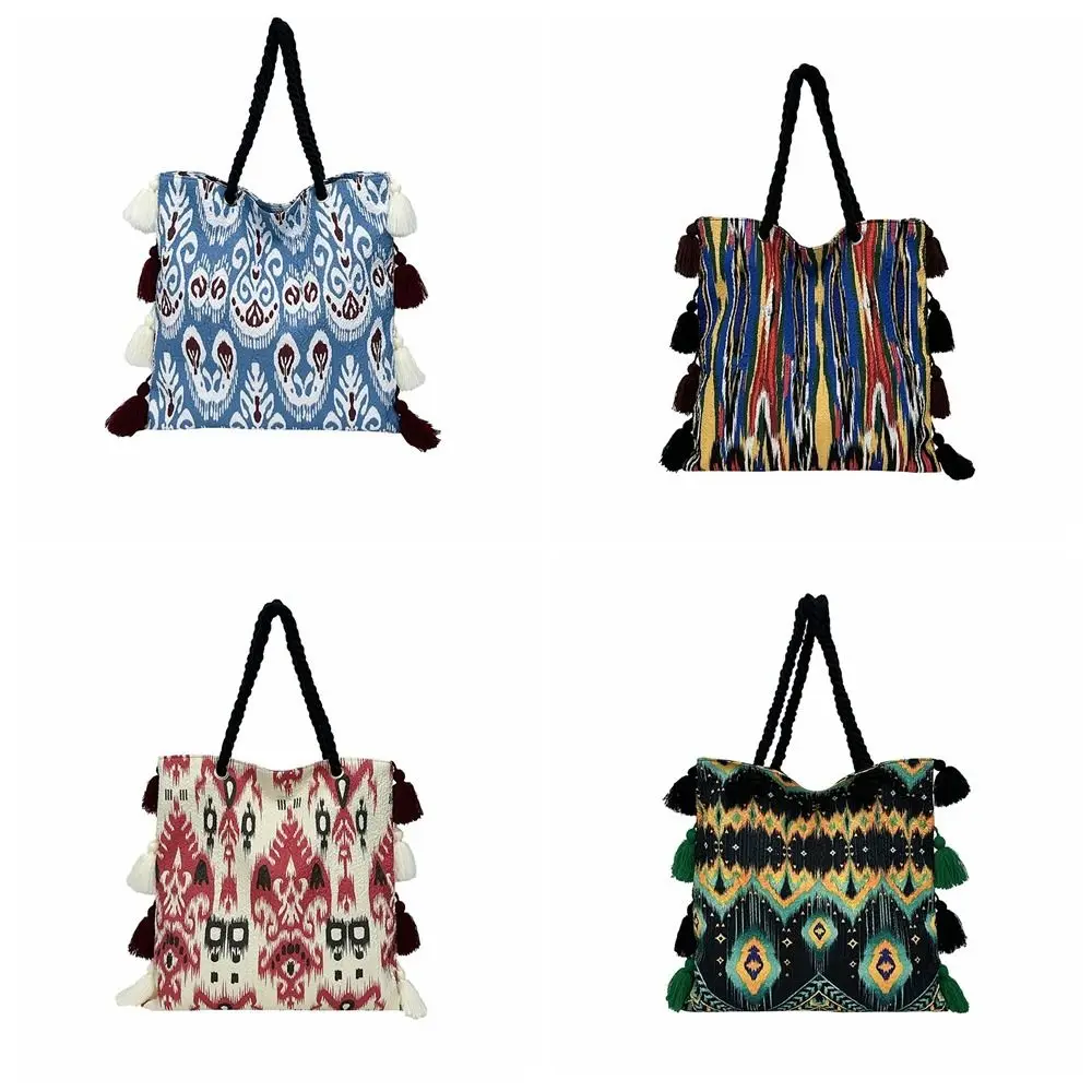 Borsa tote con nappa di grande capacità Borsa a tracolla in stile etnico con frange in tessuto Modello geometrico con coulisse Borsa bohémien estiva